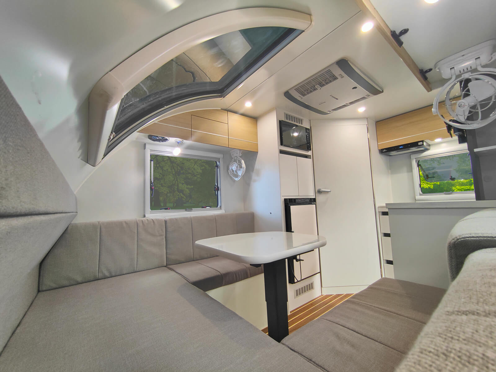 CCT Venus11 Caravan Interior